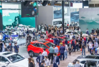 眼看汽车价格战愈打愈烈,油车和电车之间的讨论也随之变得激烈