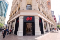 H&M上海南京东路旗舰店焕新启幕，迈向在华发展新篇章